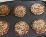 A picture of step 2 of Beef burger.