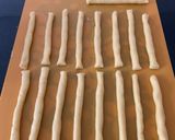 Foto del paso 2 de la receta: Palitos de ajonjolí