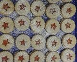 Karácsonyi linzer recept fázis 10 fotója
