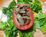 Foto del paso 5 de la receta: Tomates rellenos de pollo, hongos y cebolla