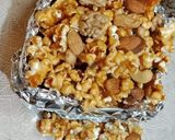A picture of step 7 of Caramel popcorn.