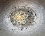 A picture of step 5 of Paneer fried rice for kids.