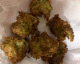 Foto del paso 4 de la receta: Buñuelos de escarola
