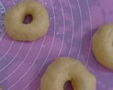 Foto langkah ke 2 dari resep Donat ubi.