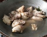 Foto langkah ke 1 dari resep Opor ayam sederhana.