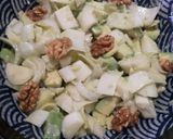Une image de l'étape 4 de Salade endive sauce roquefort.