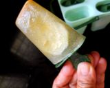A picture of step 7 of Jaljeera cucumber popsicles.