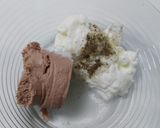 Foto del paso 1 de la receta: Vasitos de crema de paté con cebolla caramelizada y germinados