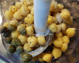 Foto del paso 2 de la receta: Salsa de garbanzos picante
