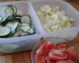 Foto del paso 1 de la receta: Ensalada fresca con salsa de yogurt