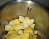 Foto del paso 1 de la receta: Mermelada piña y manzana