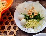 Hình bước làm 3 của món Bánh tráng trộn chiên giòn mỡ hành