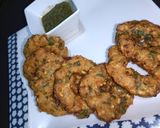 A picture of step 7 of Moong Daal Pakory.