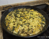 Foto del paso 5 de la receta: Arroz con bacalao y espinacas