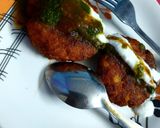 A picture of step 3 of Aalo Tikki Chaat.