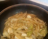 Foto del paso 4 de la receta: Pechuga de pollo en escabeche