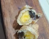 Foto langkah ke 5 dari resep Molen iso coklat keju.