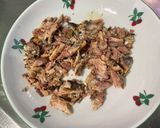 Une image de l'étape 5 de Tomates farcies aux sardines à l'huile, feta et herbes.