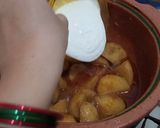 A picture of step 7 of Mughlai Aloo Mater.