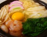 A picture of step 3 of Hearty Nabeyaki Udon.