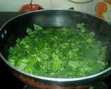 A picture of step 1 of Spinach dhokla.