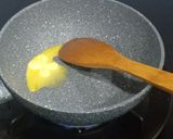 Foto langkah ke 1 dari resep Nasi goreng mentega telor.