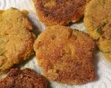 Foto del passaggio 2 della ricetta Polpette di zucchine e ricotta (o mozzarella)