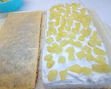Mimóza kocka (ananásszal) recept fázis 5 fotója