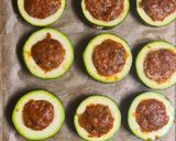Afrikai harcsával töltött cukkini karika recept fázis 2 fotója