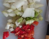 Foto langkah ke 1 dari resep Ayam tumis nanas.
