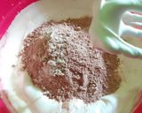 Foto langkah ke 2 dari resep Bolu Coklat Kukus.