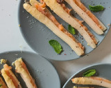 Foto del paso 3 de la receta: Espárragos blancos con salmón ahumado