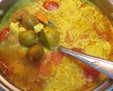 Foto langkah ke 5 dari resep Udang Kentang Kuah Kuning.