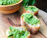 Gambar langkah 4 resipi Pesto.