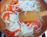 Foto del paso 4 de la receta: Filetillos de contramuslos de pollo al Sindhi biryani