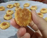 Foto langkah ke 6 dari resep Thumprint strawbery cheese cookies (tanpa oven & mixer).