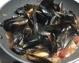 Foto del paso 2 de la receta: Mejillones picantes marineros al brandy