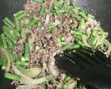 Foto langkah ke 5 dari resep Kentang Manis Daging Cincang Saus Teriyaki.