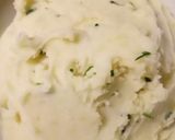 A picture of step 4 of Roasted garlic and parsley mash.