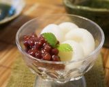 A picture of step 2 of Matcha Ice Cream and Shiratama Fruit Anmitsu.