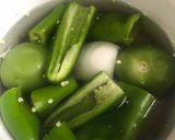 A picture of step 2 of Enchiladas Suizas.
