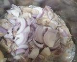 A picture of step 1 of Mutton kunna.