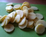 Tejszínes burgonya recept fázis 1 fotója