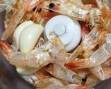 Foto langkah ke 3 dari resep Kaldu udang bubuk.
