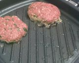 A picture of step 4 of Homemade burger.