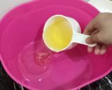 A picture of step 1 of Marble Cake.
