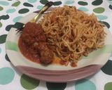 A picture of step 4 of Daisy’s Christmas treats - Spaghetti jollof and stewed Chicken.