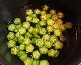 A picture of step 2 of Simple Okra and Egg Soup.