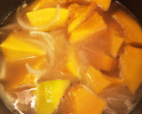 A picture of step 3 of ☆Pumpkin Soup☆.