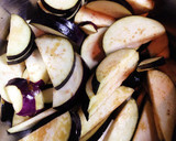 A picture of step 2 of Original Sesame Oil Miso Soup with Eggplant.